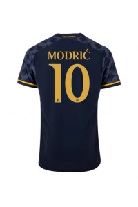 Real Madrid Luka Modric #10 Fotballdrakt Borte Klær 2023-24 Korte ermer